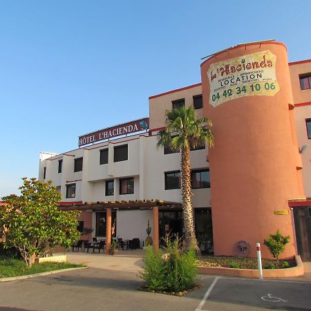 Hotel L'Hacienda มาร์ติกส์ ภายนอก รูปภาพ
