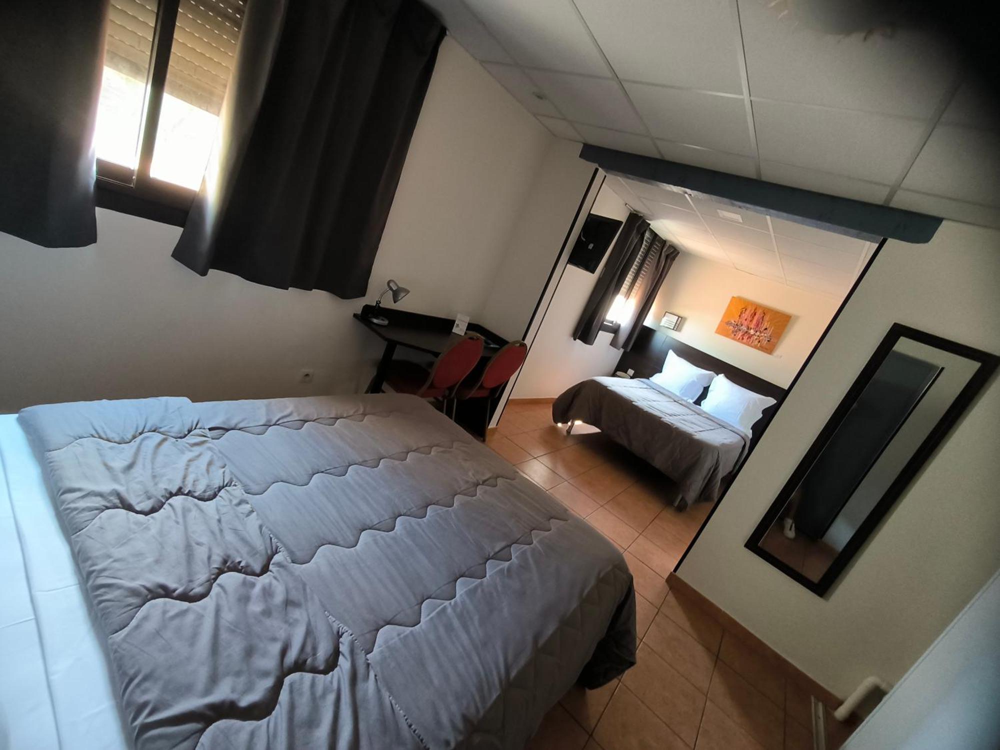Hotel L'Hacienda มาร์ติกส์ ภายนอก รูปภาพ